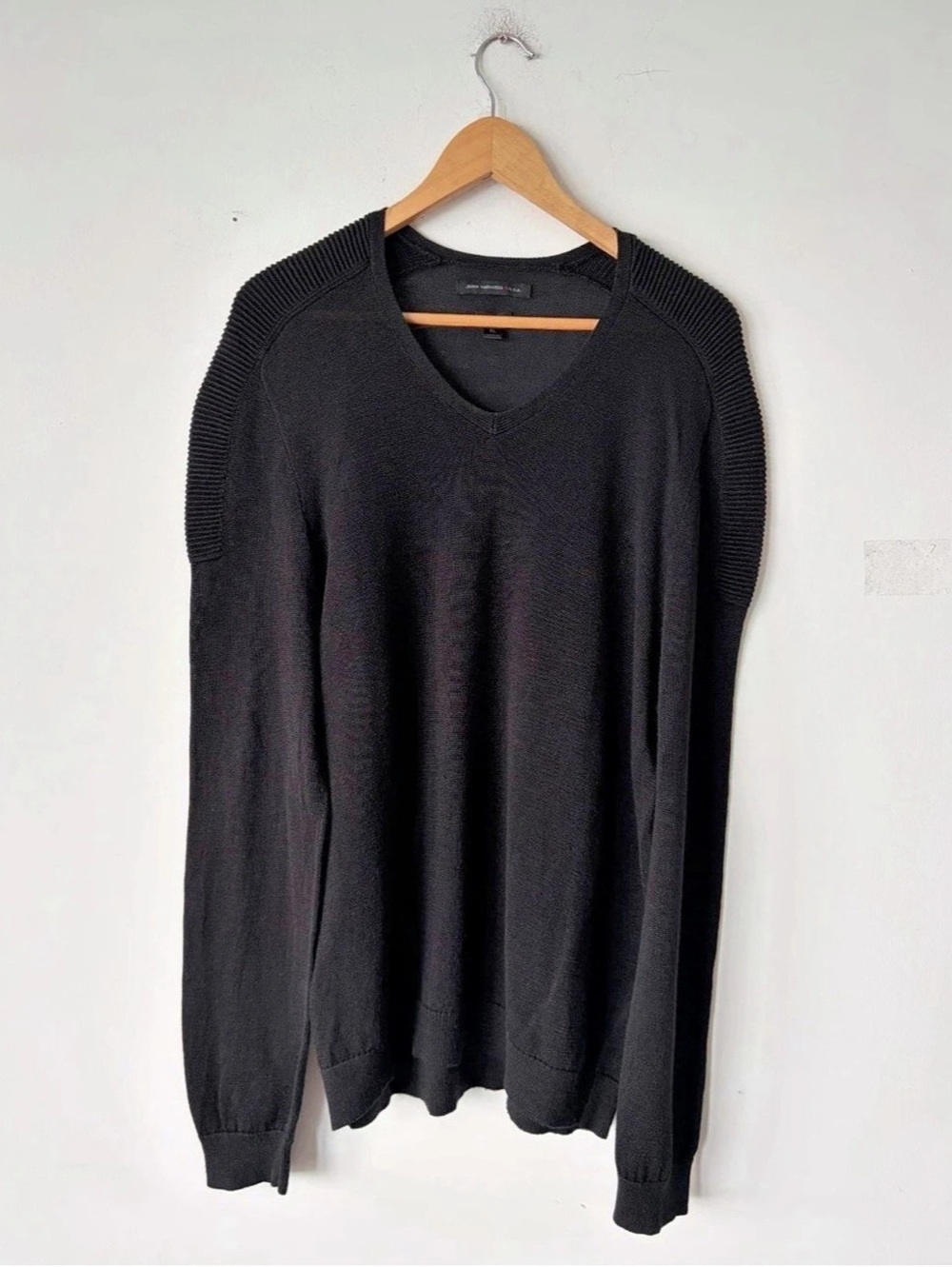 John Varvatos Luxe Mens Black Ribbed V-Neck Sweater Size XL